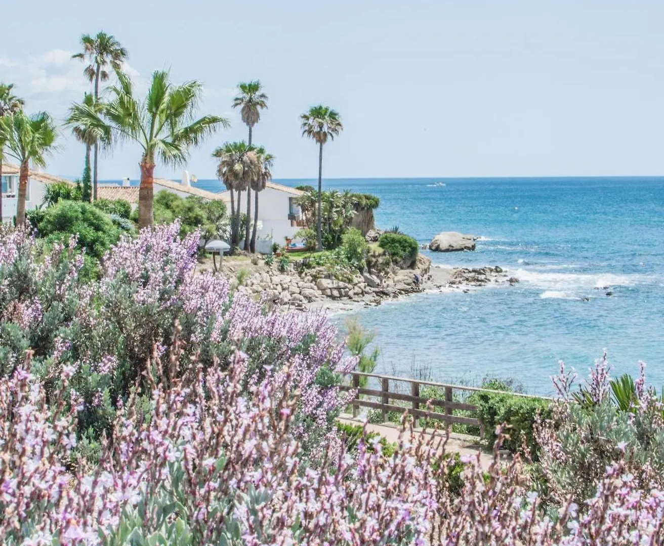 Casa Estepona - Apartamento Con Un Toque Artistico Spain
