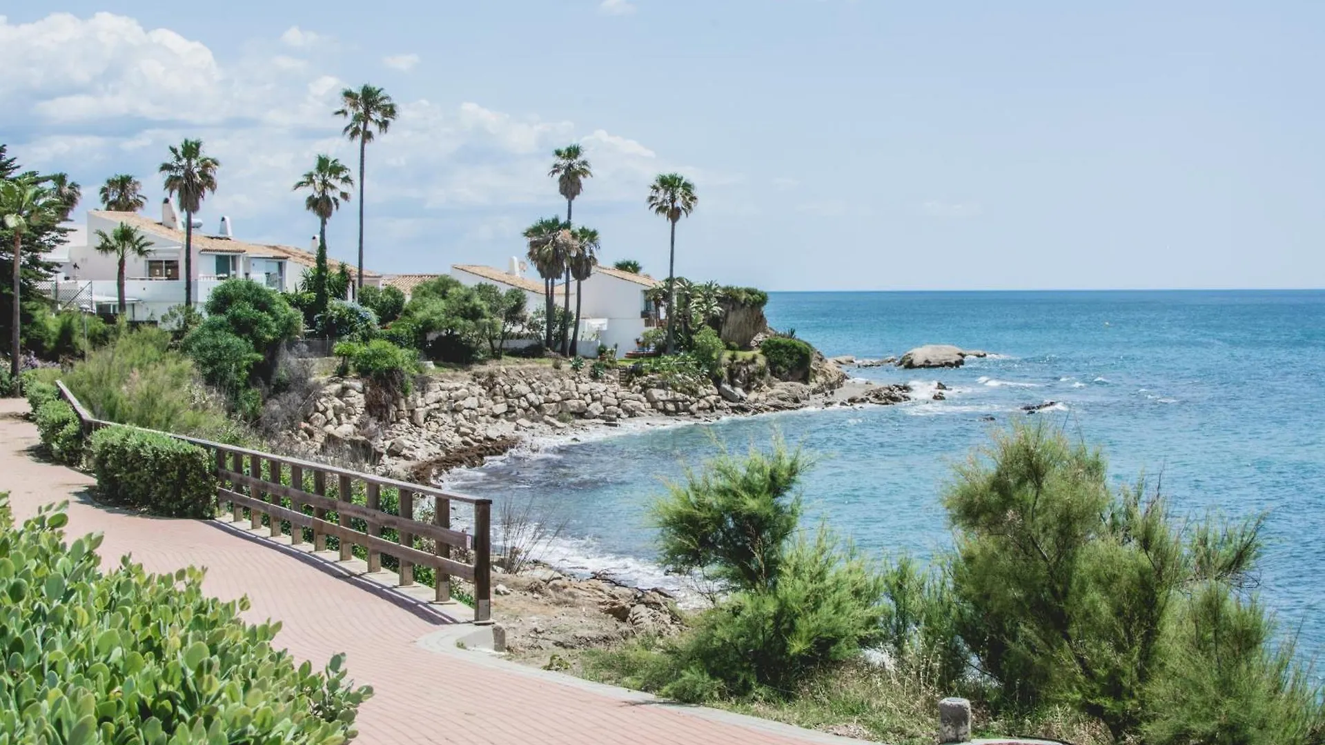 Apartment Casa Estepona - Apartamento Con Un Toque Artistico Spain